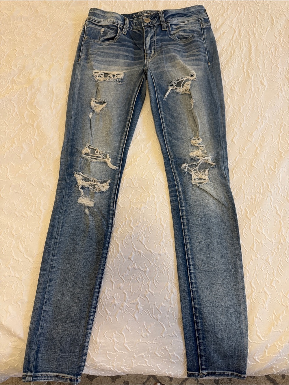 American Eagle Outfitters Distressed Skinny Jeans - Blue